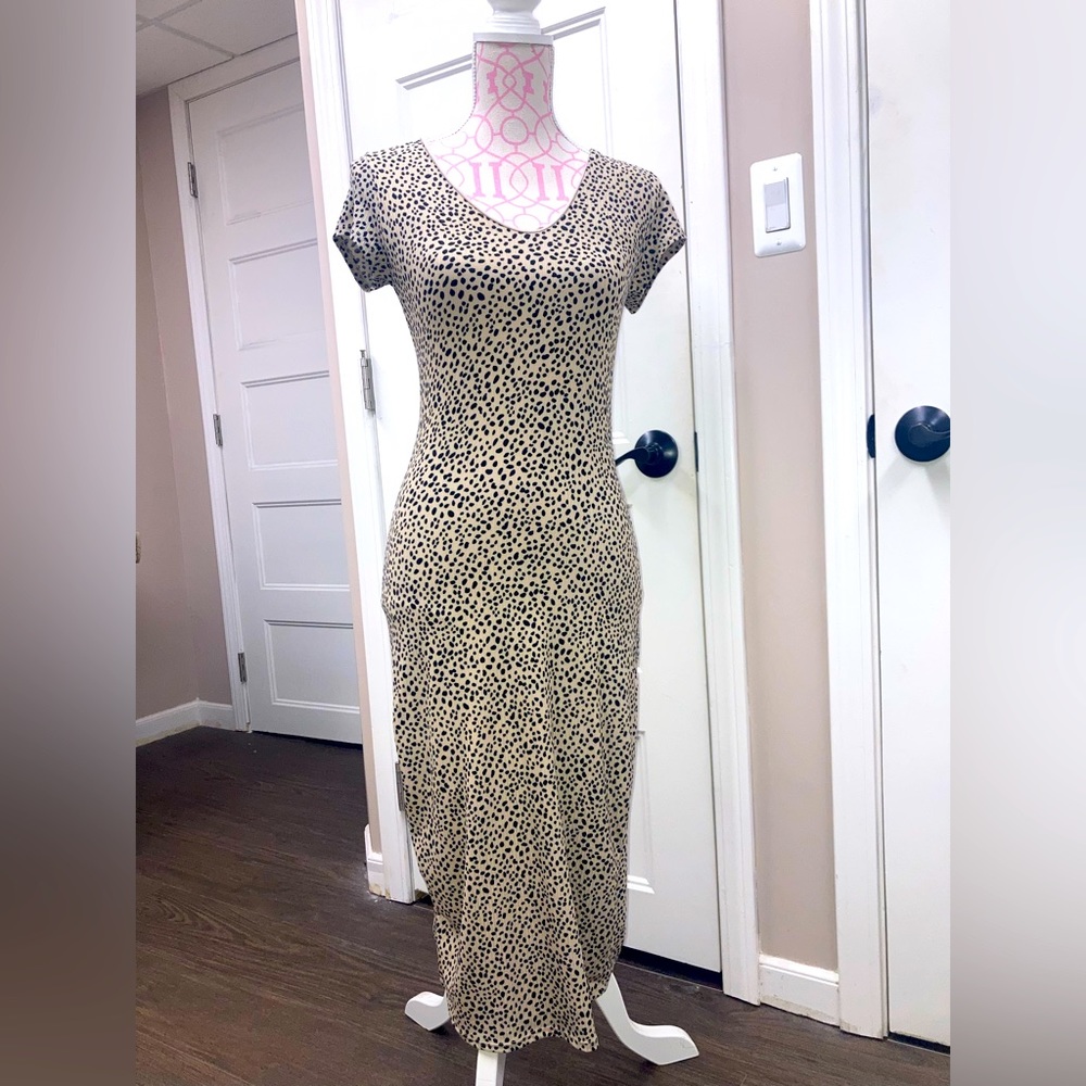 Jessica Simpson Leopard Print Stretch/ Bodycon Dress
